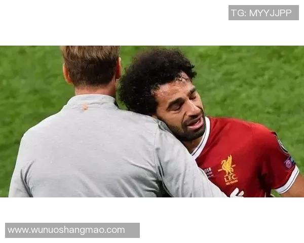 绯闻缠身的足球明星们背后的爱情故事与风波揭秘 绯闻缠身的足球明星们背后的爱情故事与风波揭秘